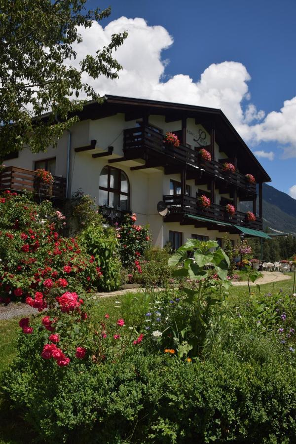 Landhaus Linser تارينز المظهر الخارجي الصورة